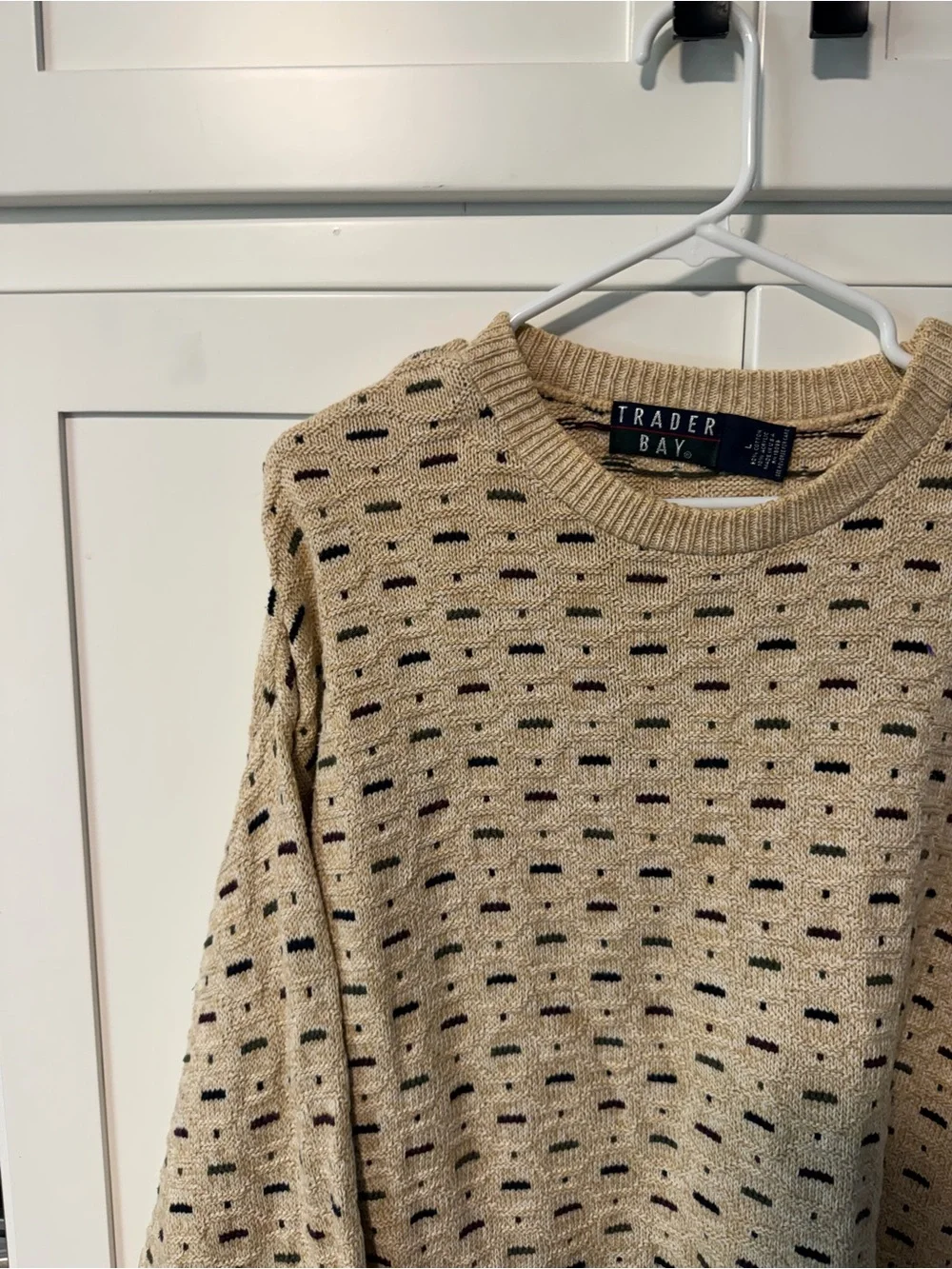 Vintage Trader Bay Men's Oversized Cream Crewneck Sweater
